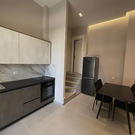 D&a House Apartment *